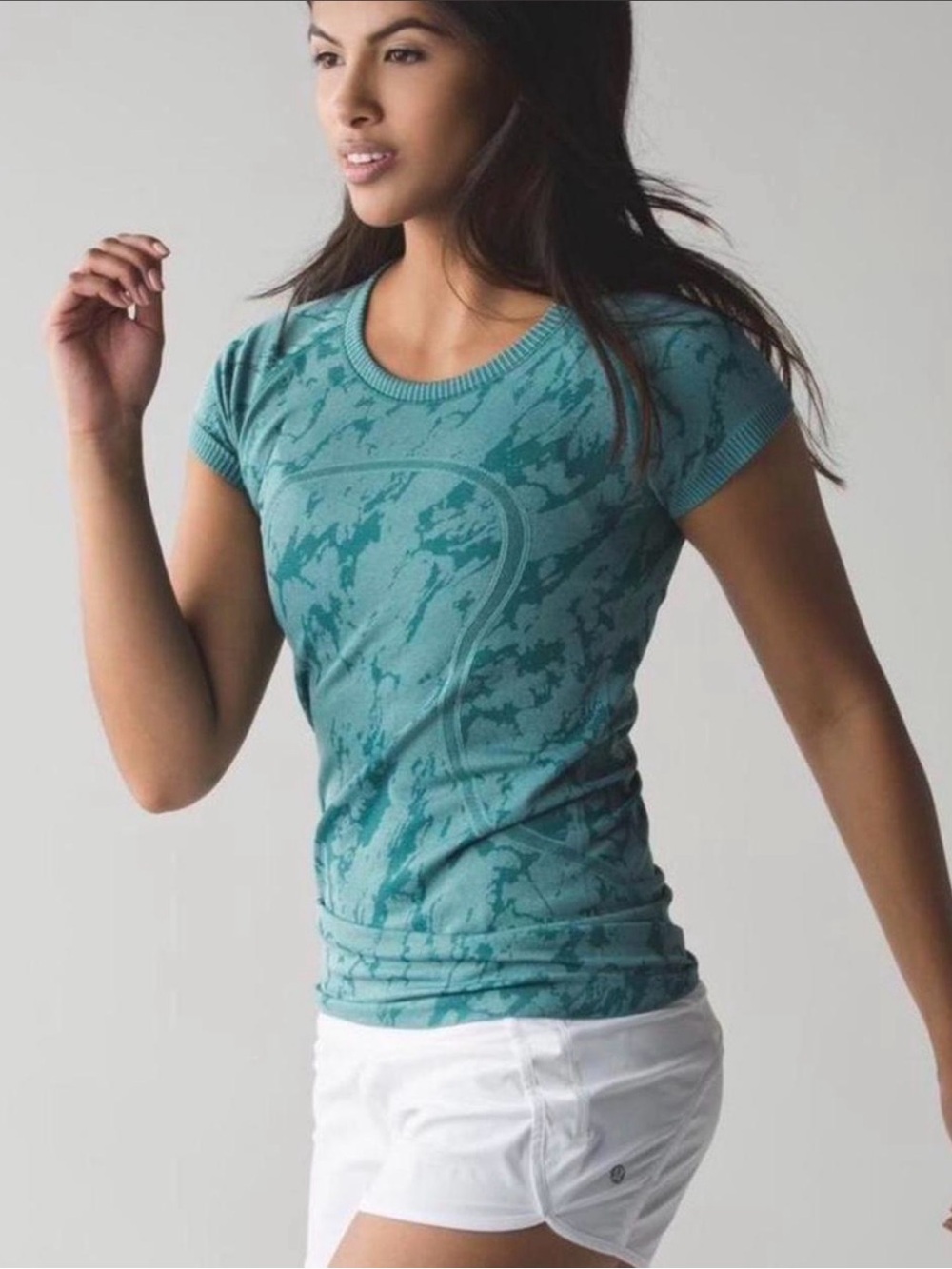 Lululemon Swiftly Tech Short Sleeve Crew
Heathered Forage Teal